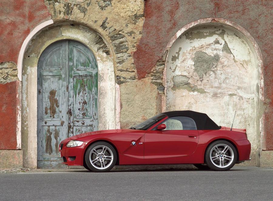  BMW Z4 M Roadster 2006 года  (фото 16 из 104)